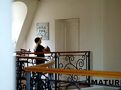 Blonde, Sucer une bite, Femme couguar, Tchèque, Hard, Mère que j'aimerais baiser, Seins naturels, Séduite