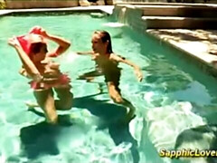 Анальный секс, Эротика, Поцелуи, Лесбиянка, Оргазм, На публике, Тату, Молоденькие