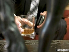 In den arsch, Grosser schwanz, Blasen, Spermaladung, Schwanz, Zierlich, Rasiert, Titten