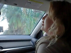 Blonde, Queue, De plein air