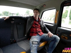 Lécher le cul, Noire, Sucer une bite, Voiture, Tchèque, Faciale, De plein air, Jupe