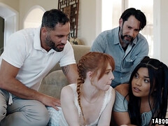 Брюнетки, Семяизвержение, Член, Семья, Поцелуи, Мастурбация, Милф, Чулки