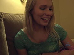 Blondine, Freundin, Absätze, Piercing, Pov, Rasiert, Rock, Titten