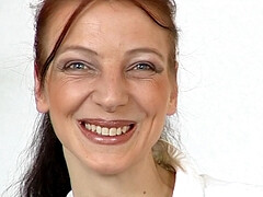 Verrückt, Süss, Milf, Muschi, Rotschopf, Solo, Titten, Spielzeuge