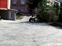 Fesselspiele, Braunhaarige, Spermaladung, Tschechisch, Hardcore, Realität, Jungendliche (18+), Spielzeuge