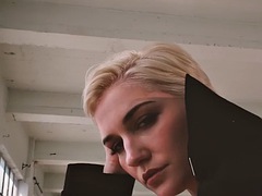 Grote mammen, Tieten likken