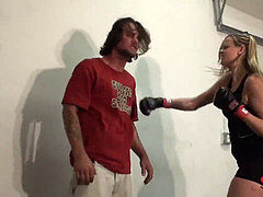 Садо мазо, Женское доминирование, Перчатки, Рабыни