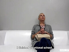 Blond, Tsjechisch, Hd