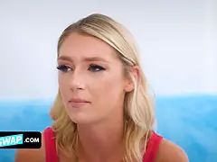 Amerikanisch, Arsch, Grosser schwanz, Blondine, Braunhaarige, Flotter vierer, Hd, Schreiend