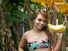 Big-bottomed babe Destiny Cruz looks great in the doggy style pose