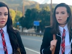 Arsch, Schwarz, Blasen, Braunhaarige, Handjob, Interrassisch, Schulmädchen, Jungendliche (18+)