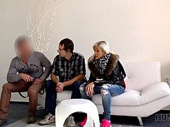 Sucer une bite, Cocu, Tchèque, Fait maison, Pov, Réalité, Adolescente, Épouse