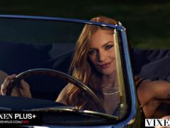 Grosser schwanz, Blondine, Braunhaarige, Hd, Lingerie, Flotter dreier