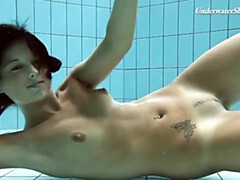 Bikini, Frau, Hd, Russisch, Dusche, Solo, Jungendliche (18+), Unter wasser