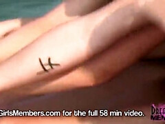 Acercamiento, Universidad, Fetiche, Tetas naturales, Orinar, Público, Coño, Tetas