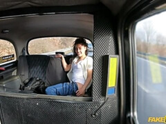 Cul, Sucer une bite, Voiture, Tir de sperme, Jeans, Fille latino, Cuir, De plein air