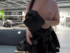 Grote mammen, Moeder die ik wil neuken, Orgasme, Openbaar, Kut duiken, Alleen, Tieten likken, Nat