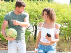茶髪の, 手コキする, キス, なめる, アウトドア, ストリッピング, ティーン, オッパイの