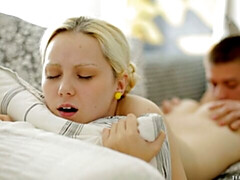 Arsch, Grosser schwanz, Blasen, Hundestellung, Natürlichen titten, Dürr, Jungendliche (18+), Titten