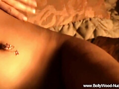 Flirtatious India's brunette smut