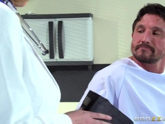 デカパイ, ブロンド, フェラチオ, 自然山雀, 看護婦, ハメ撮り, ティーン, ユニフォーム