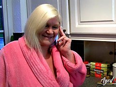 Tetona, Madura, Abuelita, Sexo duro, Hd, Maduro, Madrastra, Medias largas