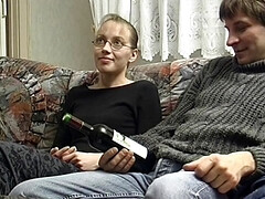 18 jaar, Masturbatie, Klein, Kut duiken, Mager, Tiener, Oud, Nat