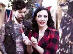 Innocent teen 18+ from the city fucked by southern rednecks