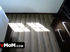 Gros cul, Gros seins, Femme couguar, Tir de sperme, Masturbation, Mère que j'aimerais baiser, Maman, Criant