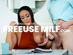 Grosser arsch, Grosse titten, Blasen, Geile alte tussi, Fingern, Lecken, Milf, Muschi