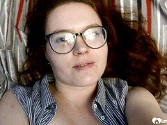 Amateur, Rondelette, Doigter, Lunettes, Masturbation, Rousse roux, Pute, Solo