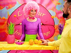 Grosse bite, Blonde, Sucer une bite, Seins naturels, Maigrichonne, Adolescente, Nénés