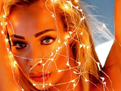 茶髪の, バック, 女 人男 人, 手コキする, キス, なめる, 淫乱熟女, 三人