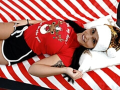 フェラチオ, 茶髪の, 手コキする, ハメ撮り, 剃毛, ストリッピング, タトゥー, ティーン