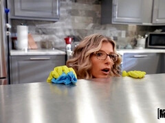 18 летние, Красотки, Большая жопа, Большой член, Милф, Киски, Молоденькие, Втроем