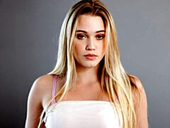 18 jahre, Leie, Grosse titten, Blondine, Masturbation, Dürr, Solo, Entkleiden