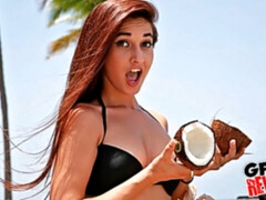 Grosse bite, Sucer une bite, En levrette, Interracial, Seins naturels, Pov, Adolescente, Nénés