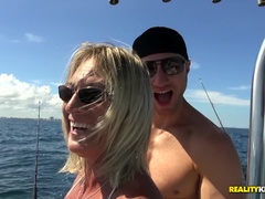 Chica, Bikini, Rubia, Mamada, Corridas faciales, Pajear, Masturbación, Afeitado