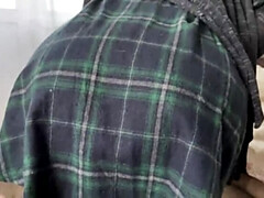 Sucer une bite, En levrette, Seins naturels, Pov, Chatte, Maigrichonne, Sous la jupe, Mouillée