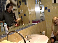 Enthousiasteling, Duits, Hardcore, Moeder die ik wil neuken, Kantoor