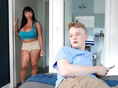 Grosse bite, Gros seins, Sucer une bite, Queue, En levrette, Monstre, Chevaucher, Nénés