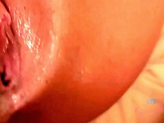 Amateur, Tetas grandes, Corrida, Fetiche, Fetiche de pies, Orinar, Afeitado, Fumando