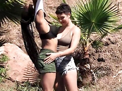 Tetas grandes, Ébano, Peludo, Besar, Lesbiana, Orgasmo, Al aire libre, Coño