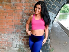 Amateur, Gros cul, Gros seins, Brunette brune, Exhib, Fille latino, Nue, Public