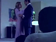 Man die toekijkt, Oud, Vrouw