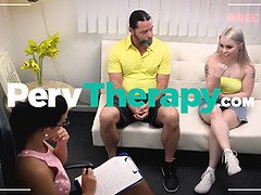 Blonde, Sucer une bite, Monstre, Seins naturels, Petite femme, Chatte, Adolescente, Nénés