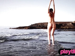 18 jahre, Strand, Grosse titten, Europäisch, Milf, Erotischer film, Jungendliche (18+), Titten