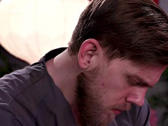 Anaal, Pijpbeurt, Handbeurt, Hardcore, Masseren, Shemale, Tatoeage, Vrouw