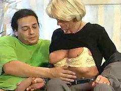 Anaal, Universiteit, Rijpe lesbienne