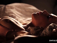 Grosser schwanz, Grosse titten, Nahaufnahme, Fingern, Hd, Milf, Rasiert, Strümpfe